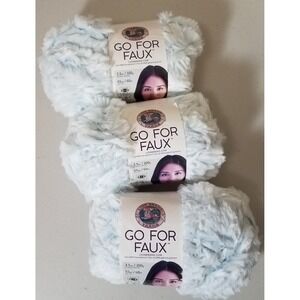 Lion Brand Yarn Go For Faux Blue Bengal 202 Super Bulky 65 yds each 3 Skeins NEW